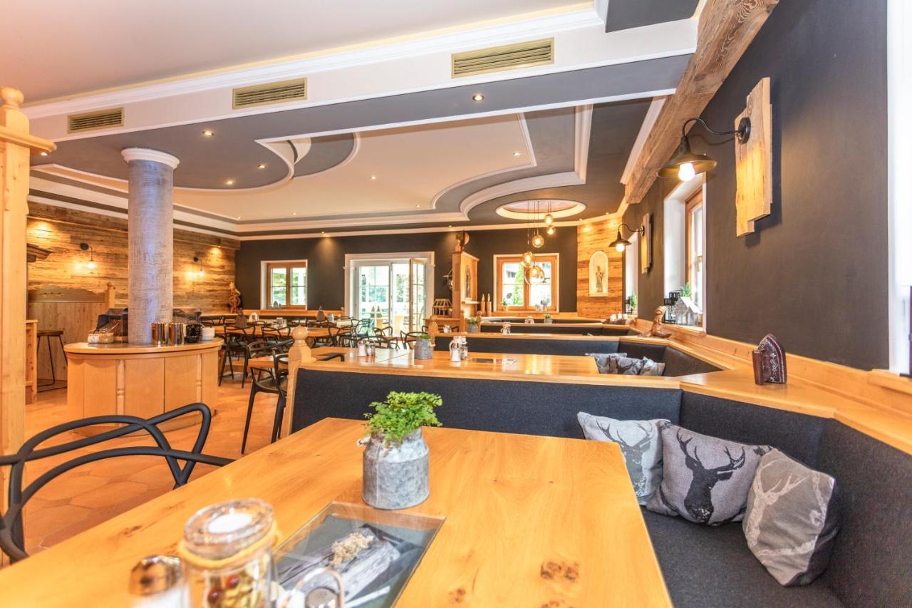 Hotel Sonnberg Σάαλμπαχ-Χίντεργκλεμ Εξωτερικό φωτογραφία