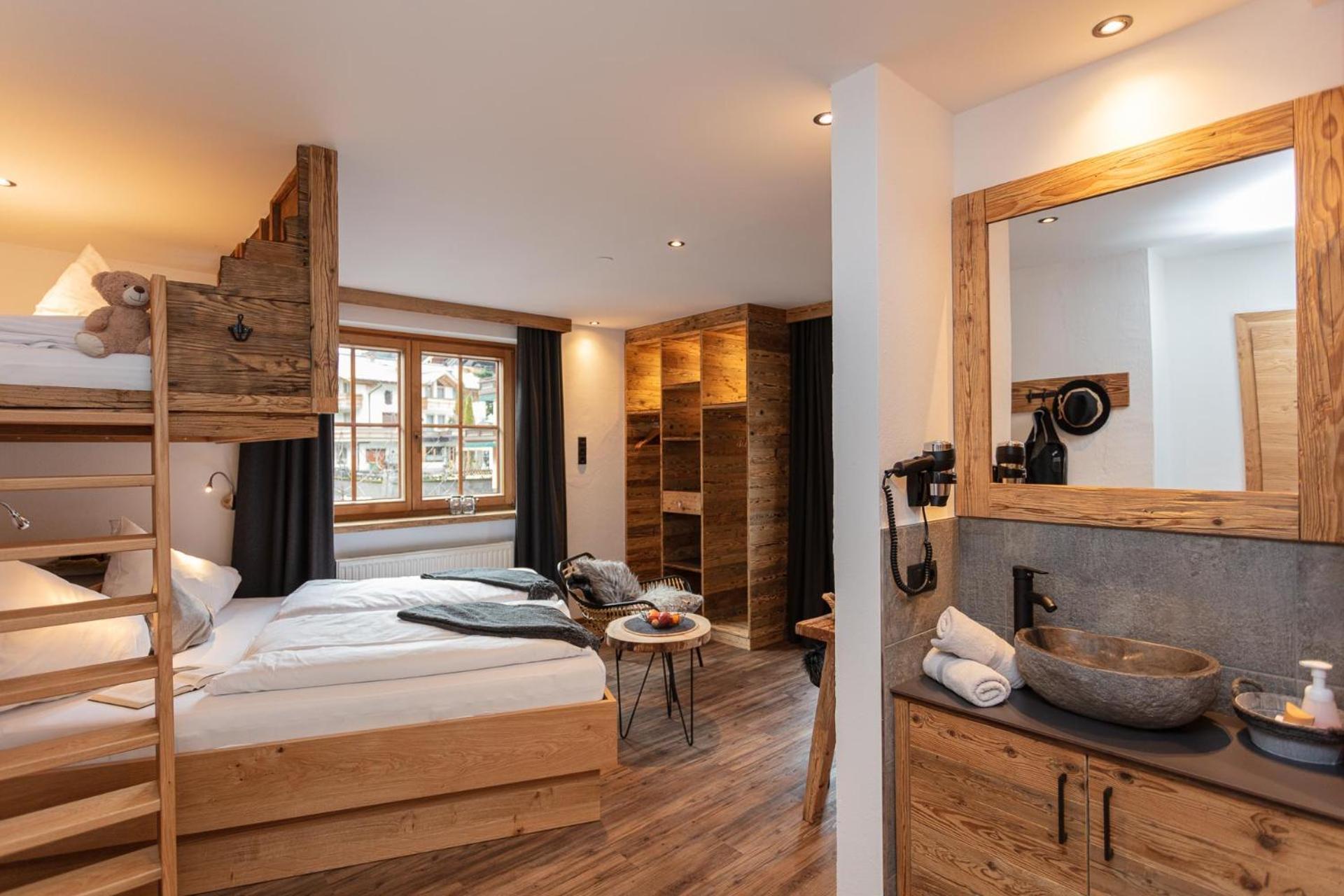 Hotel Sonnberg Σάαλμπαχ-Χίντεργκλεμ Δωμάτιο φωτογραφία