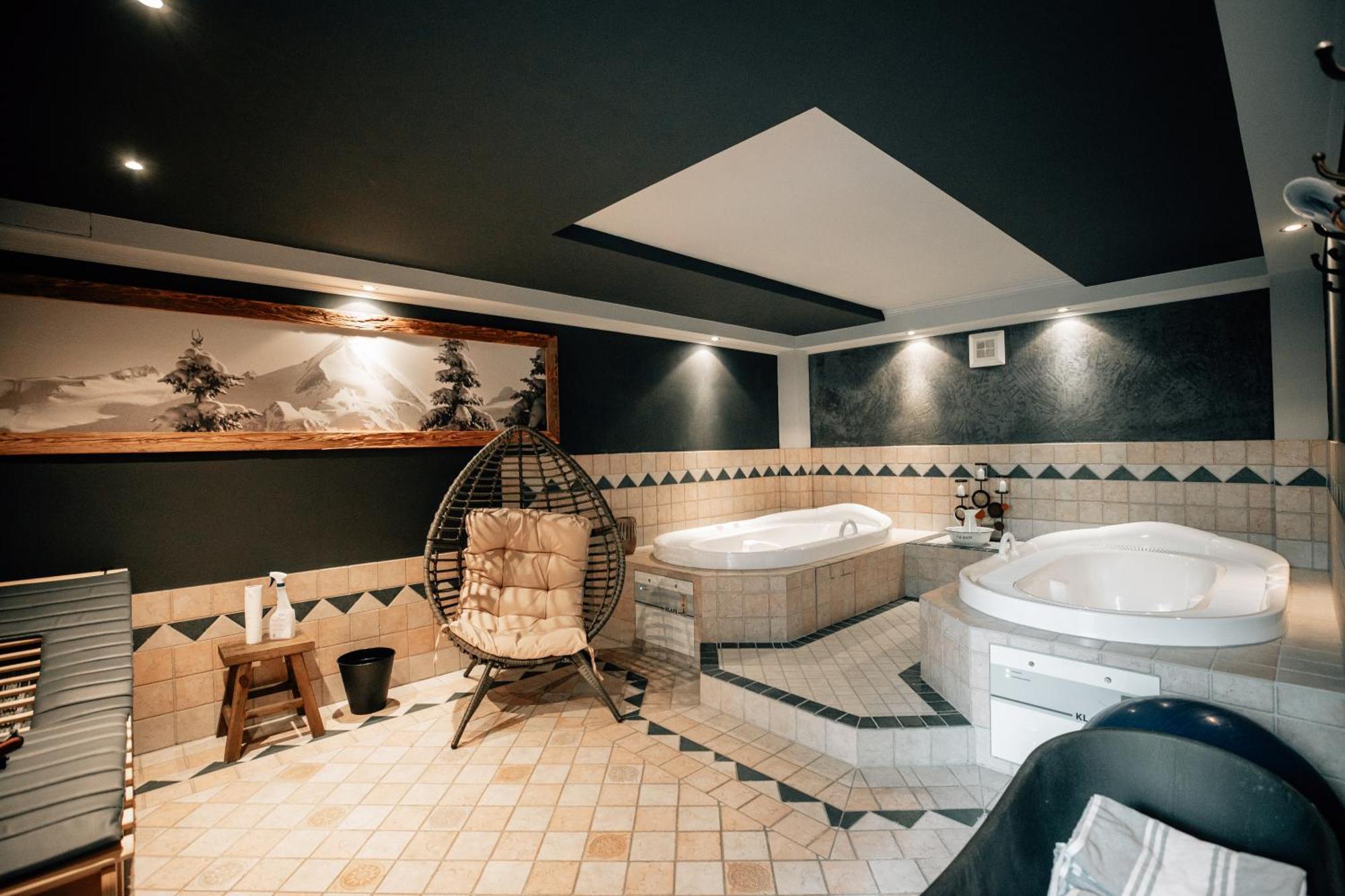 Hotel Sonnberg Σάαλμπαχ-Χίντεργκλεμ Εξωτερικό φωτογραφία