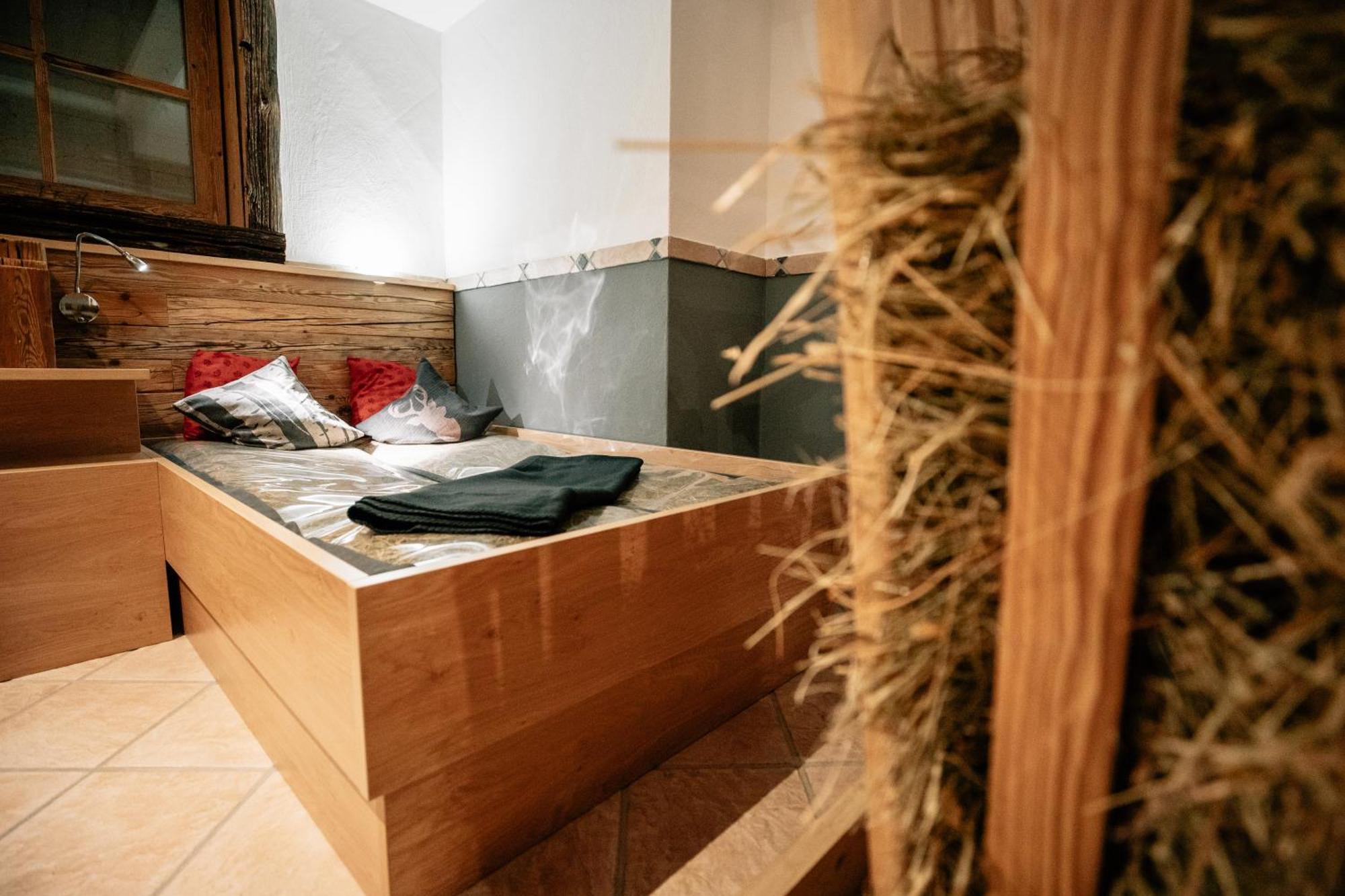 Hotel Sonnberg Σάαλμπαχ-Χίντεργκλεμ Εξωτερικό φωτογραφία